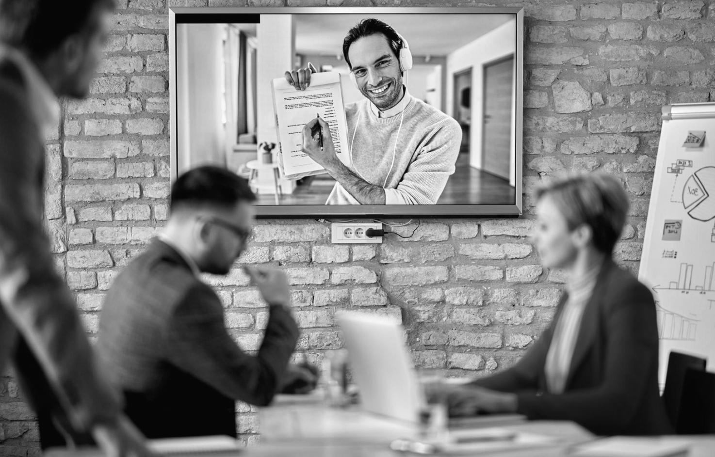 Financial comparison analysis workspace