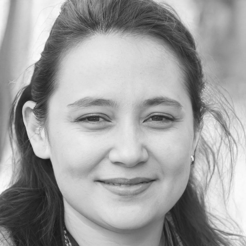 Linnea Thorvaldsen, Financial Analysis Director